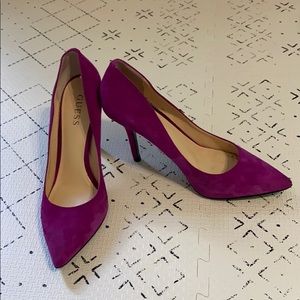 GUESS PUROLE PUMPS 8 1/2